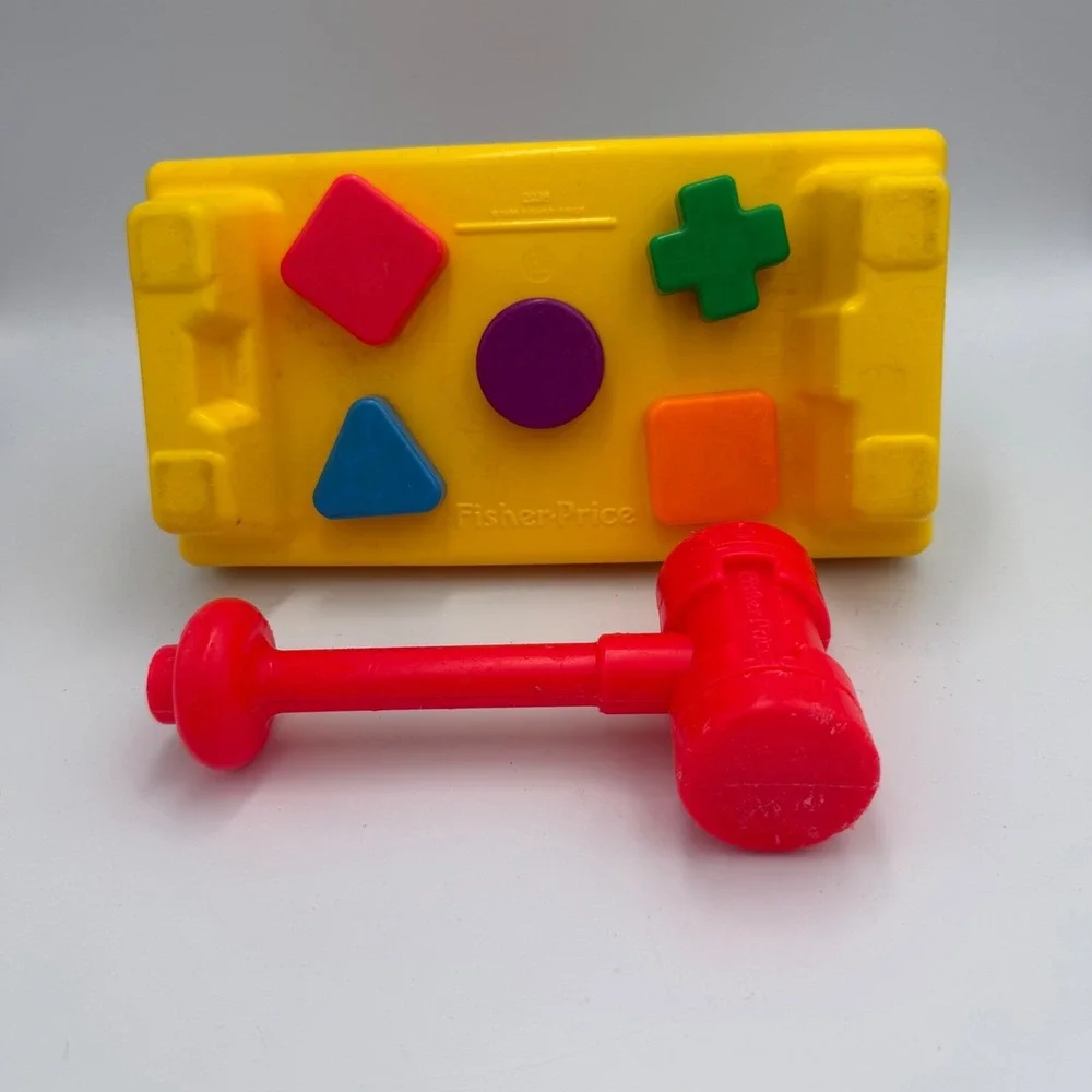 Vintage 1986 Fisher-Price Pound-A-Ball Shape Pounding Bench 2038 with Hammer